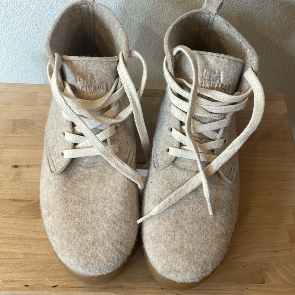 DNA Sustainable Wool Shoes